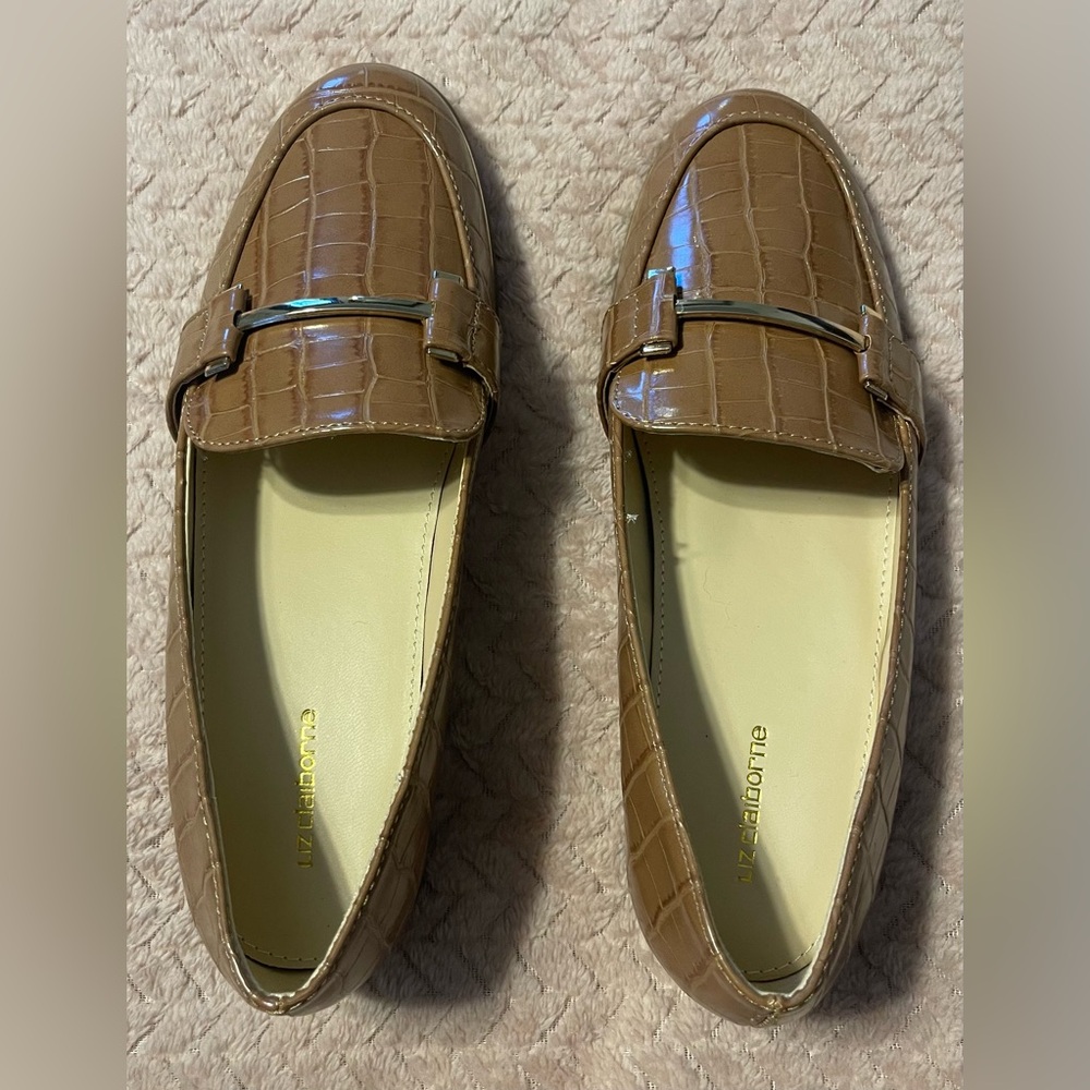 Liz Claiborne-LC Times Loafers-NEW—6M